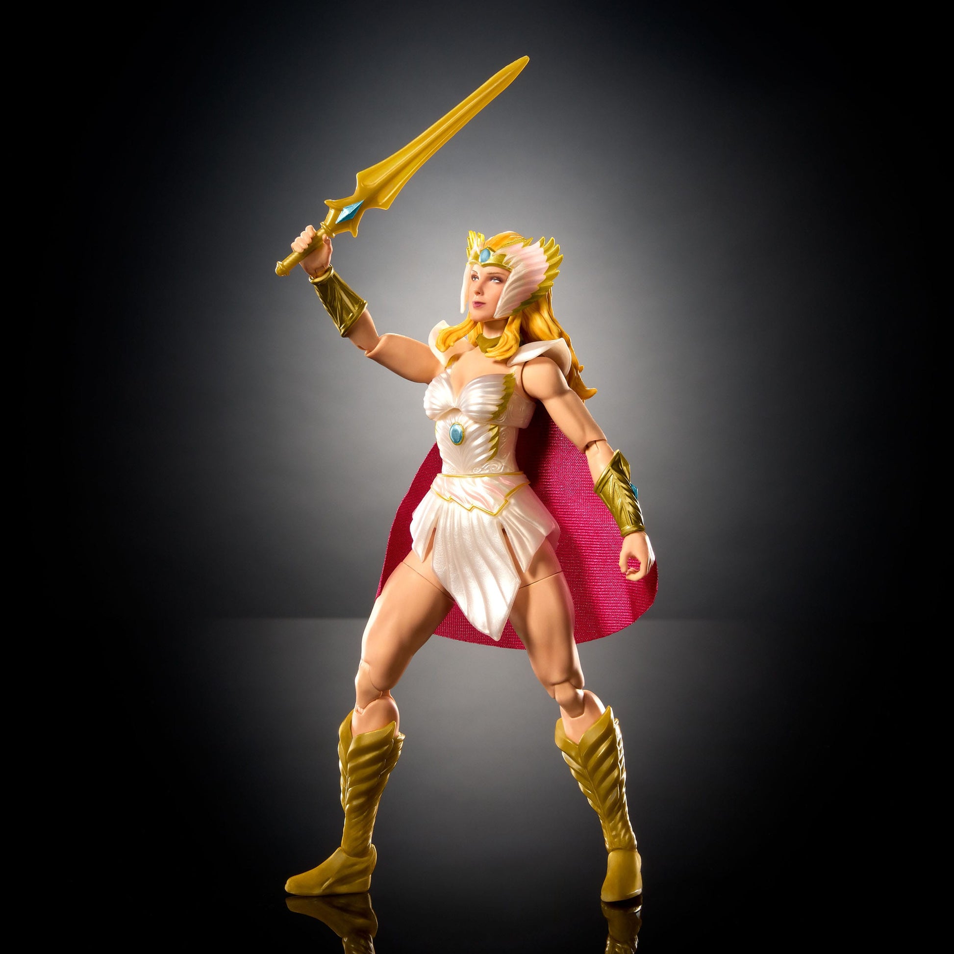 She-Ra Maître de l'Univers MOTU Core New Etheria figurine 18cm Mattel