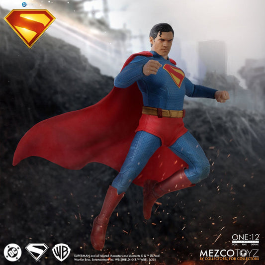 Superman 2025  figurine 17 cm Mezco Mezco Toys