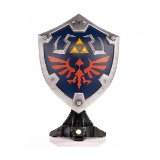 The Legend Of Zelda Breath Of The Wild Hylian Shield Collector's Edition Pvc 29cm First 4 Figures