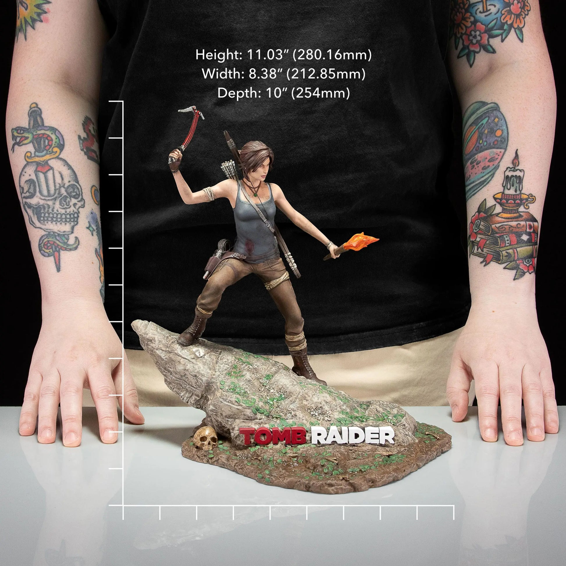 Tomb Raider Lara Croft Survivor Era statuette PVC 33cm Dark Horse Comics