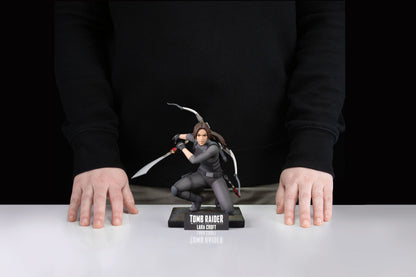 Tomb Raider Lara Croft The Legend of Lara Croft statuette PVC 19 cm Dark Horse Comics