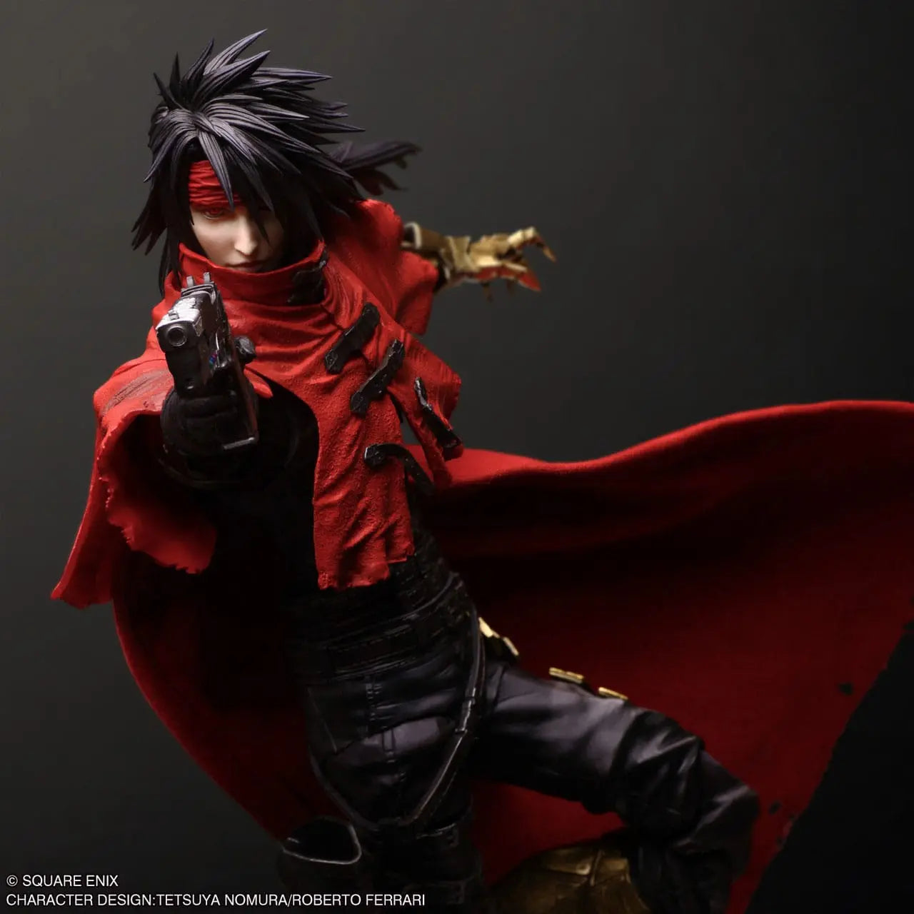 Vincent Valentine Final Fantasy VII Rebirth Play Arts Kai figurine 28cm Square Enix