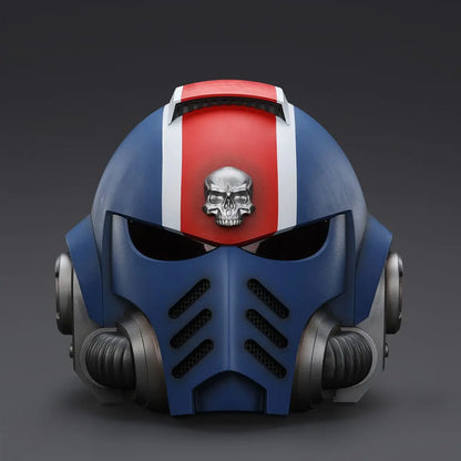 Warhammer 40000 Space Marine 2 replique Ultramarines Lieutenant Titus casque 30 cm - Rue Du Retro
