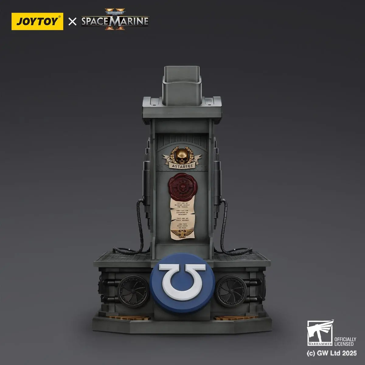 Warhammer 40000 Space Marine 2 replique Ultramarines Lieutenant Titus casque avec présentoir 44 cm - Rue Du Retro