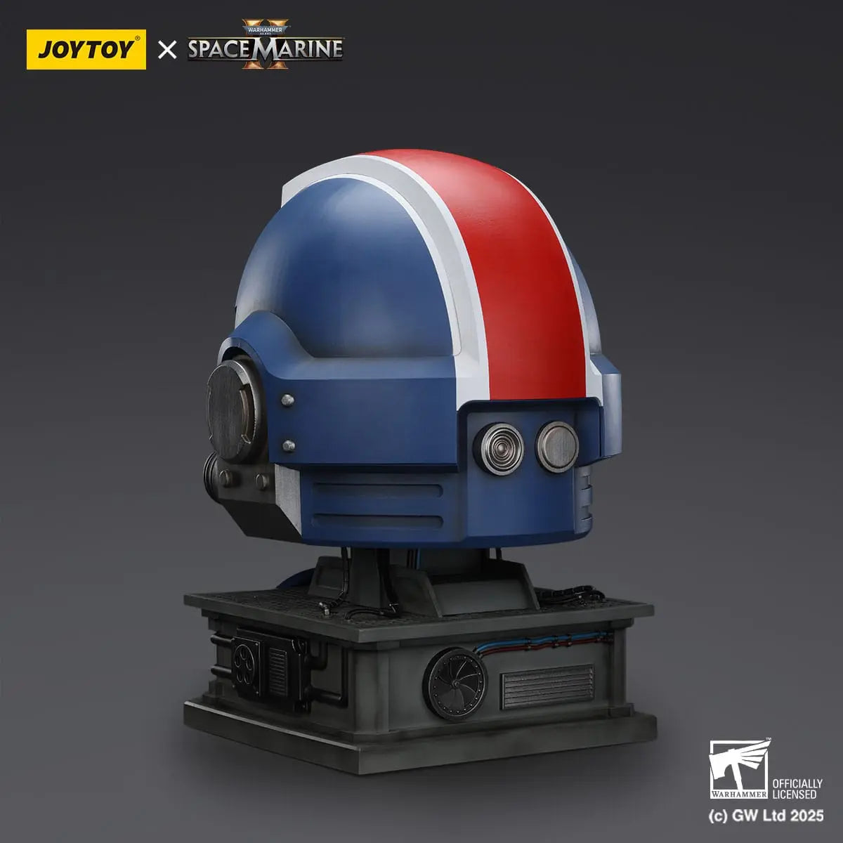 Warhammer 40000 Space Marine 2 replique Ultramarines Lieutenant Titus casque avec présentoir 44 cm - Rue Du Retro