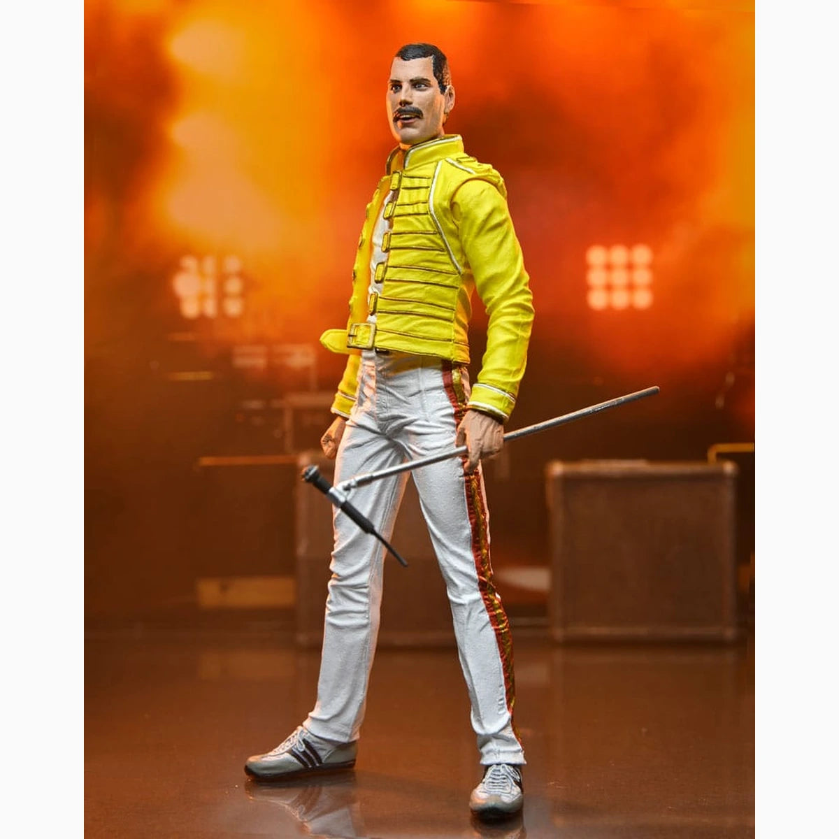 Freddie Mercury figurine Freddie Mercury (Yellow Jacket) 18 cm - Image 4