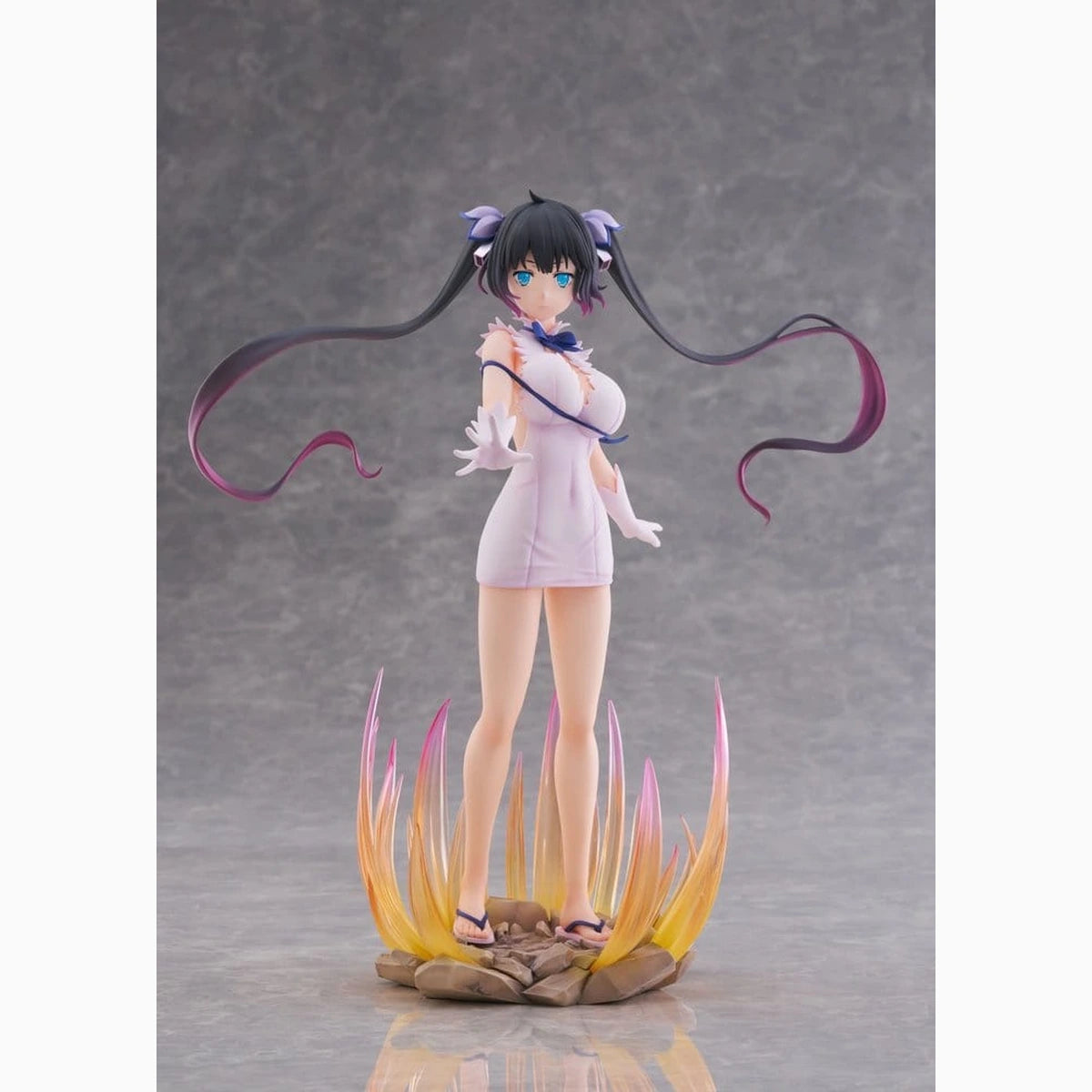 Is It Wrong to Try to Pick Up Girls in a Dungeon? V figurine PVC 1/7 Hestia Divinity Unleashed Ver. 24 cm - Image 1