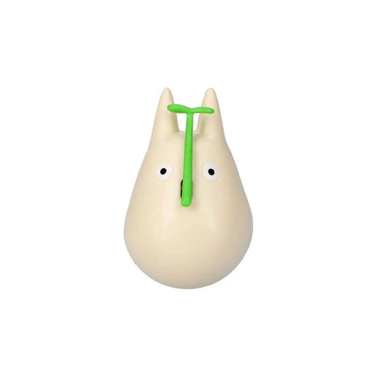 Mon voisin Totoro figurine culbuto Small Totoro with leaf 5 cm - Image 1