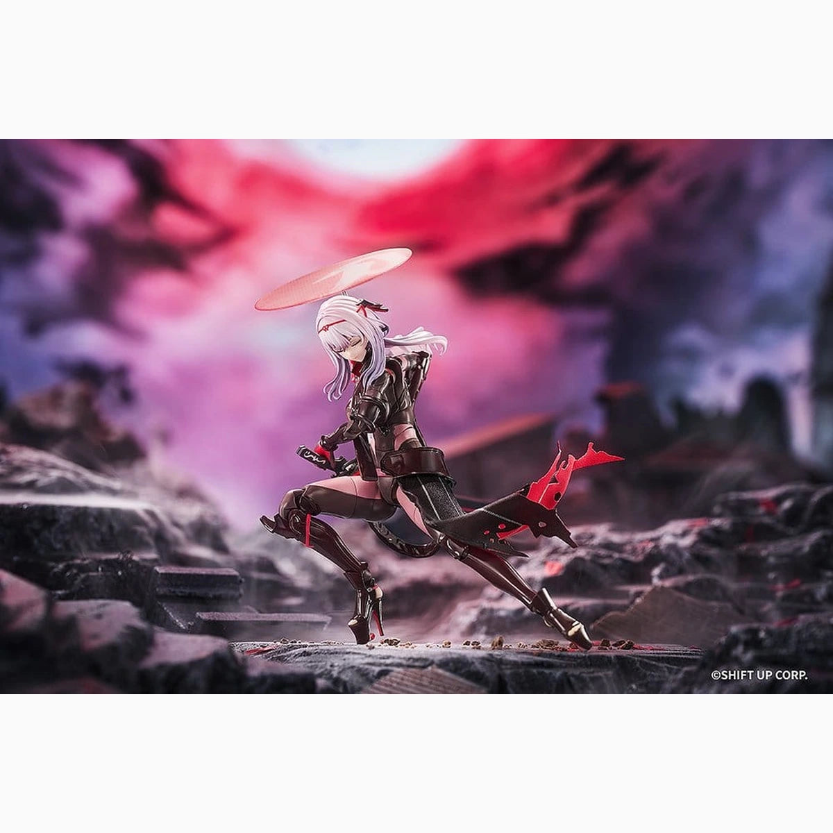 Goddess of Victory: Nikke Hyper Body figurine Guren: Black Shadow 15 cm - Image 4