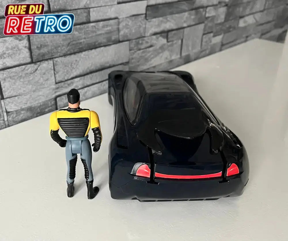 Batman Street Jet Bruce Wayne Figurine et Véhicule pour Figurines