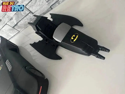 Batmobile 1993 Kenner Custom Noir Mat / Full Matt me Black Paint et Batman Combat Belt