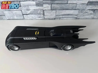 Batmobile 1993 Kenner Custom Noir Mat / Full Matt me Black Paint et Batman Combat Belt