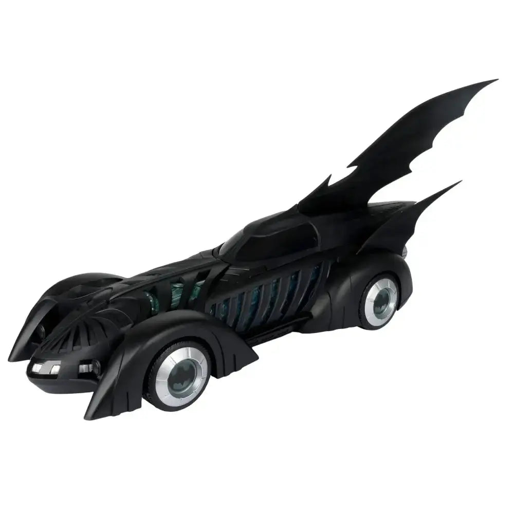 Batmobile Batman Forever DC Multiverse et figurine Alfred Pennyworth 79cm McFarlane Toys