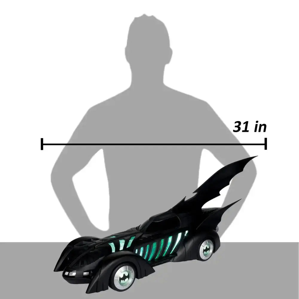 Batmobile Batman Forever DC Multiverse et figurine Alfred Pennyworth 79cm McFarlane Toys