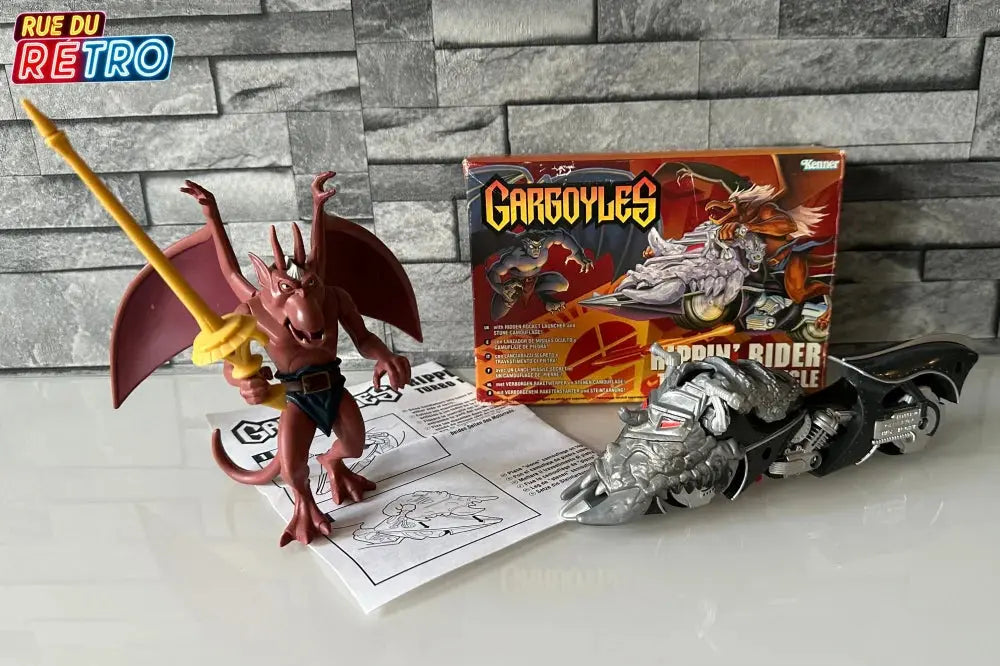Brooklyn et moto Rippin’ Rider Gargoyles Les Anges de La Nuit 1994