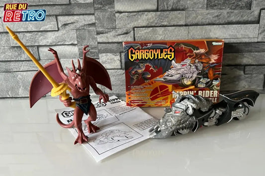 Brooklyn et moto Rippin’ Rider Gargoyles Les Anges de La Nuit 1994
