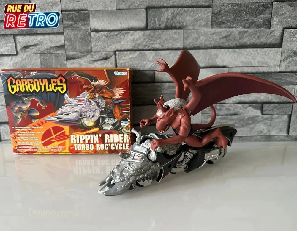Brooklyn et moto Rippin’ Rider Gargoyles Les Anges de La Nuit 1994