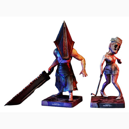 Return to Silent Hill (2026) DefoStyle pack 2 figurines Pyramid Head 20 cm & Bubble Head Nurse 17 cm - Image 1