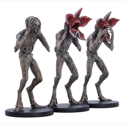 Stranger Things figurine Three Wise Demogorgons 16 cm - Image 3