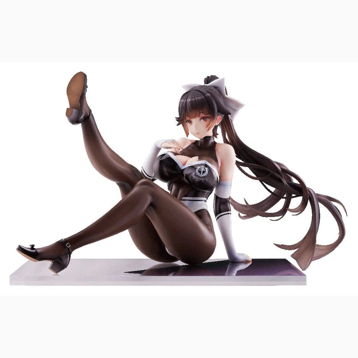 Azur Lane figurine PVC 1/4 Takao Full Throttle Charmer 22 cm - Image 1
