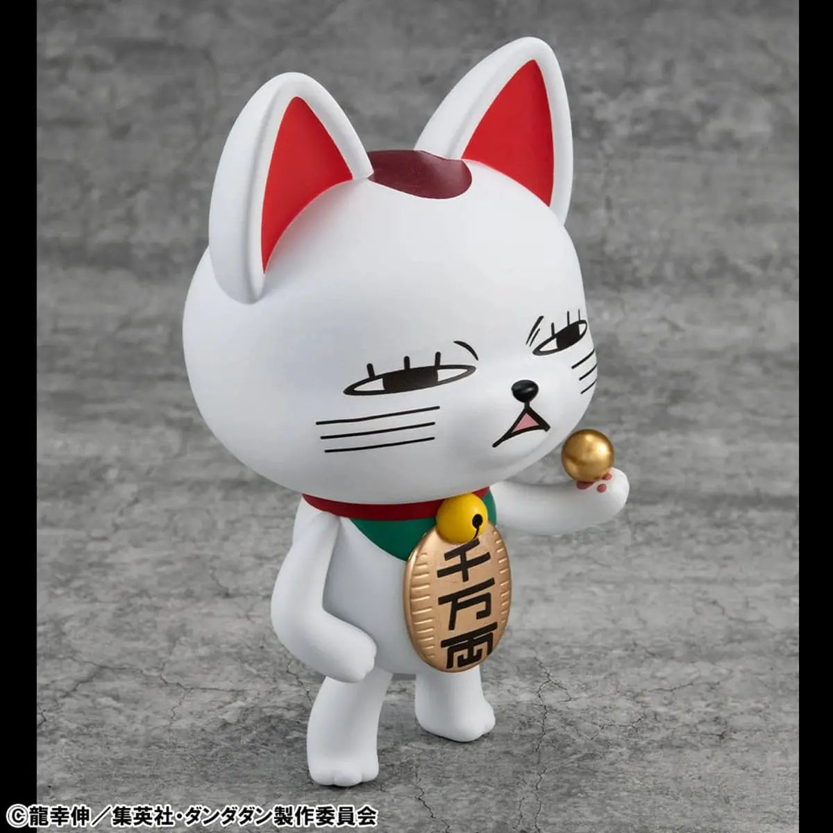 Dandadan figurine Occultic Sofubi Collection Turbo Granny Fortune Cat Ver. 2 15 cm - Image 6