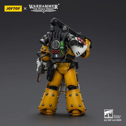 Warhammer 40,000: imperial Fists figurine Legion Apothecary 12 cm - Image 4