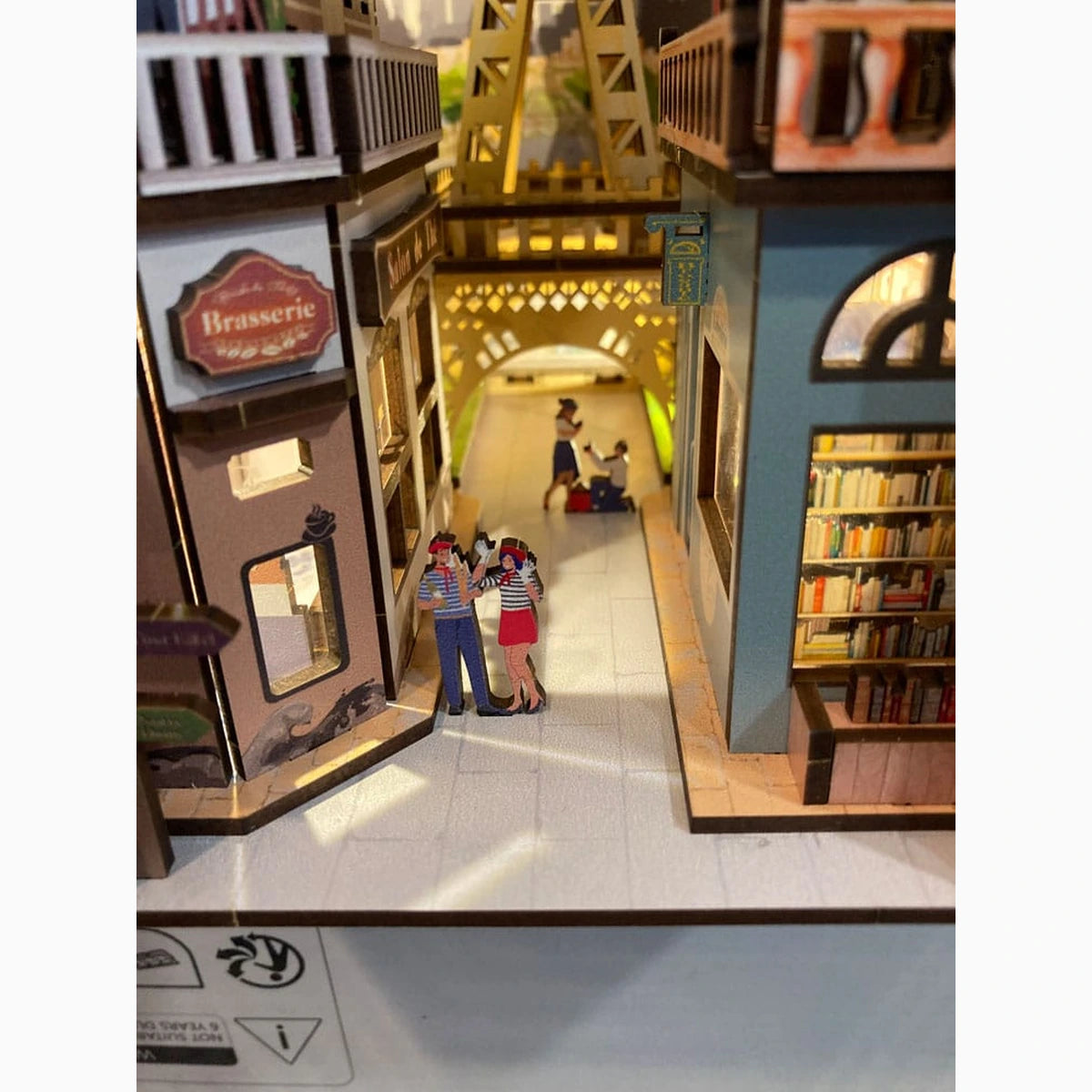 Paris maquette Book Nook Tiny Adventures 23 cm - Image 5