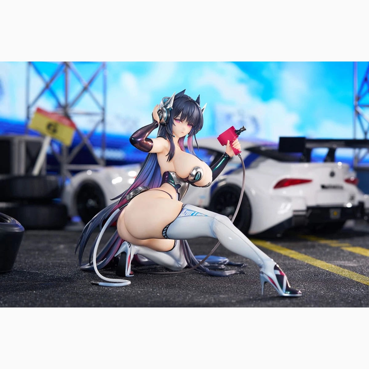 Azur Lane statuette PVC 1/7 Strasbourg Faerie of the Race Circuit Ver. 16 cm - Image 4