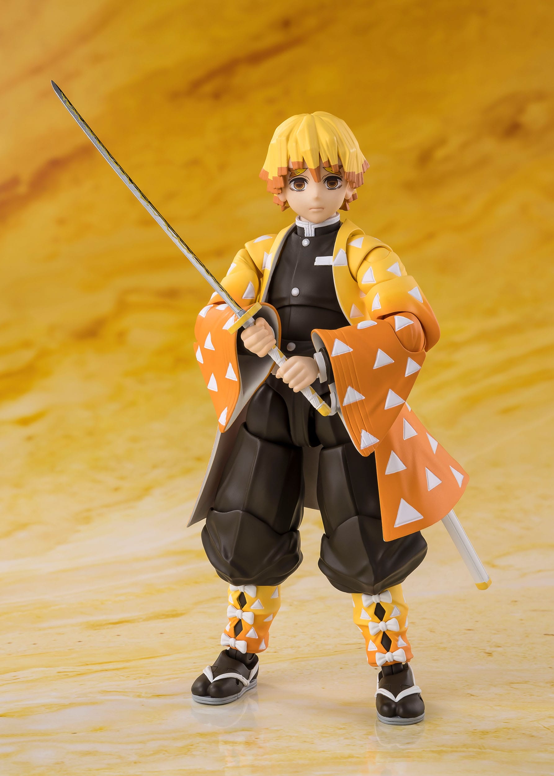 Demon Slayer: Kimetsu no Yaiba Zenitsu Agatsuma figurine S.H.Figuarts 14 cm Bandai Tamashii Nations