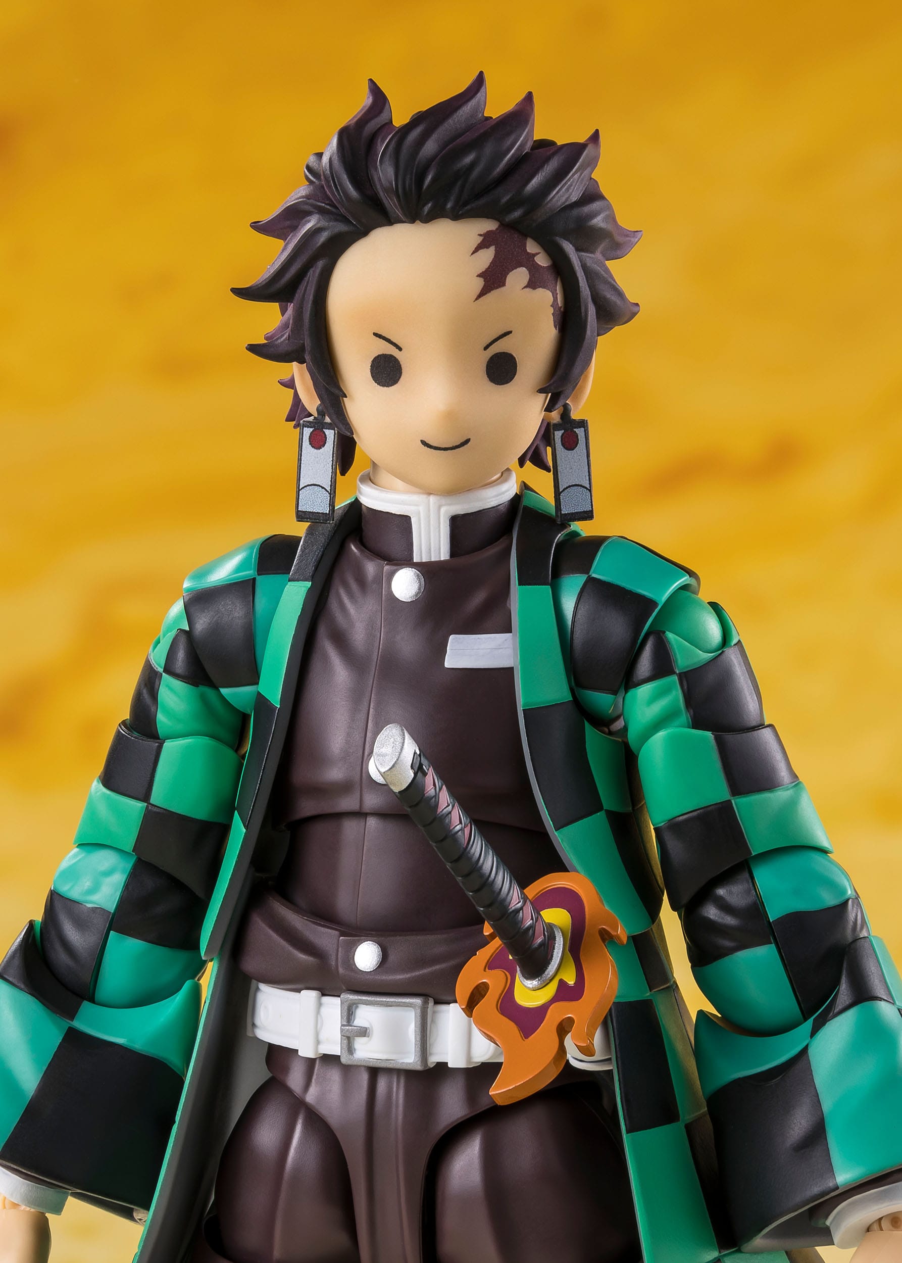 Demon Slayer: Kimetsu no Yaiba Zenitsu Agatsuma figurine S.H.Figuarts 14 cm Bandai Tamashii Nations