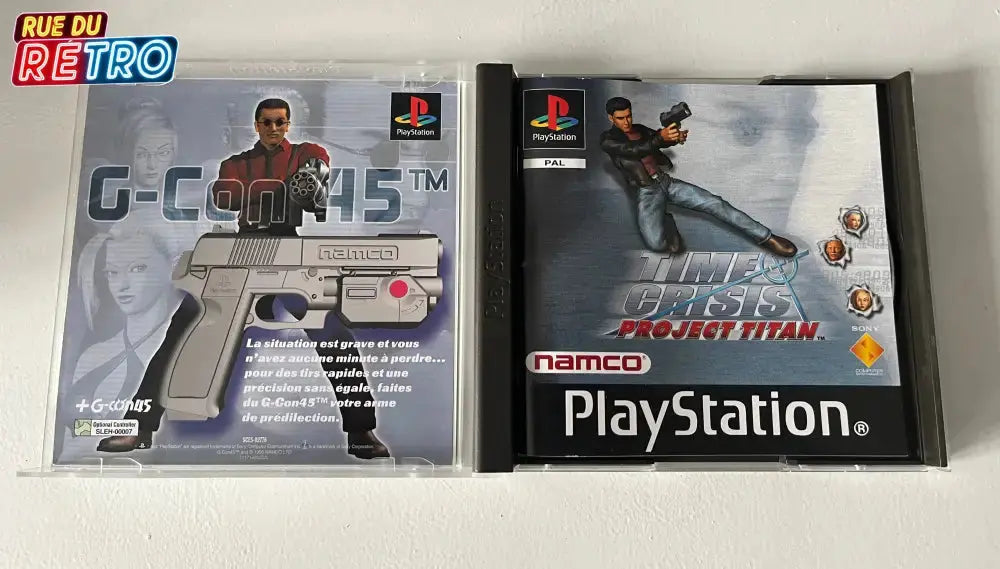 Time Crisis / Project Titan + Guncon PS1 Jeu console et accessoires