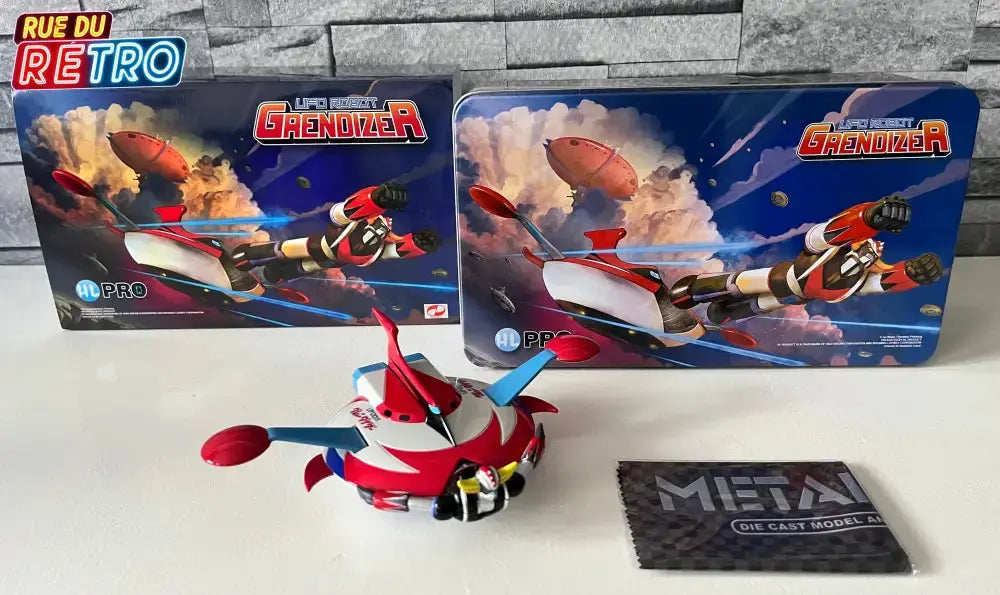 UFO Robo Grendizer / FLYING SAUCER DIE-CAST MÉTAL (TIN BOX VERSION Action Figure
